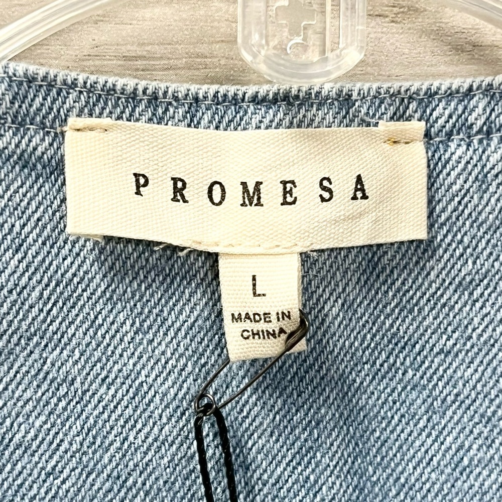 Promesa Days Go By Light Blue Washed Denim Over-Sized Button Front Vest - Picture 6 of 9